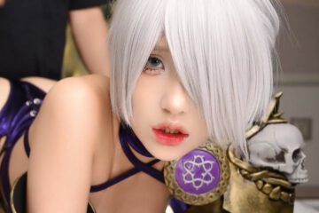 The coser with a beautiful ass and short hair has sex in the hotel with a tight pussy