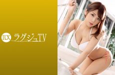259luxu-1236 Mizuki Ueyama 26 Years Old Swimwear Shop Clerk