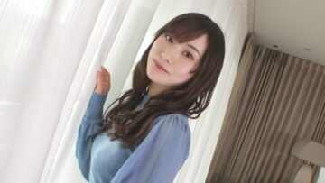 SIRO-4471 Mari 22 years old beautician