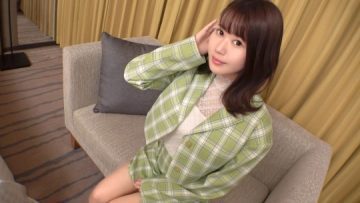 SIRO-4491 Riona 21-year-old college student