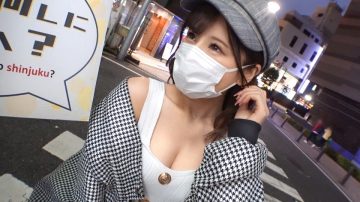 200GANA-2604 Rumika 22 years old Internet cafe clerk