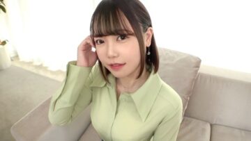 SIRO-4886 Miki 24 years old Mobile salesperson