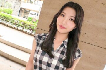 Siro-5132 Yuuko, 23 Years Old, Beauty Staff