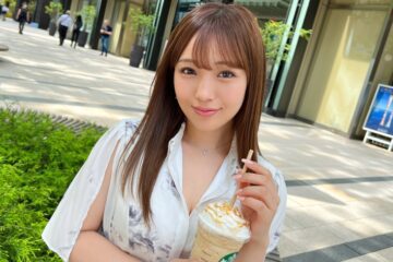 SIRO 5152 Karis 20 years old Cafe clerk