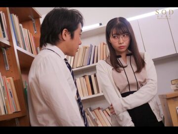 Uncensored STARS-926 A quiet and serious librarian lady enjoyed controlling