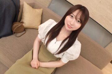 SIRO-5325 A cute girl with a pure aura and a small animal-like