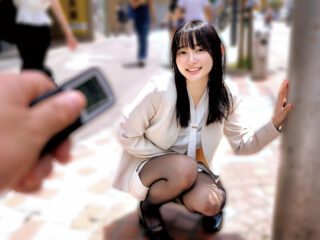 SKMJ-577 Amateur beautiful girl and remote control vibrator