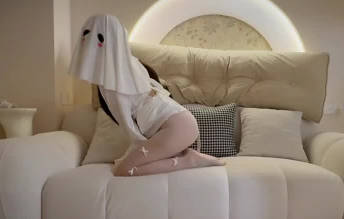 Creampie fucked by ghost girl