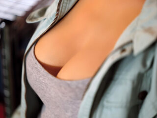 DVAJ-704 A Neet Girl Who Came From The Employment Security Office Makes A Lot Of Mistakes And Is Useless, But She Grew Up Warmly At Home With Voluptuous Big Tits That Are Great For Suck And Massage, A5 Rank Beautiful Meat, And She Can’T Say No, So We Take Advantage Of It And Massage And Fuck Her Over And Over In This Creampie Newcomer Training Yui Sayama