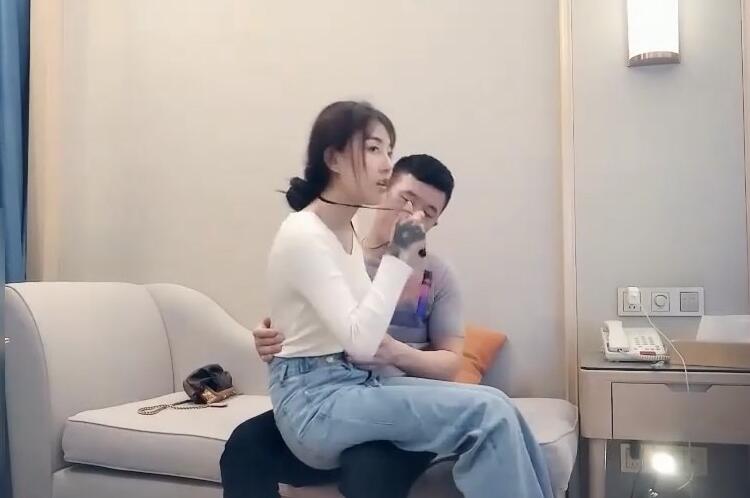 7-day high-end escort service with 12-20 beautiful models