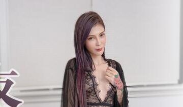 MD0111 Girlfriend's Revenge on Her Scumbag Boyfriend - Xue Qianxia