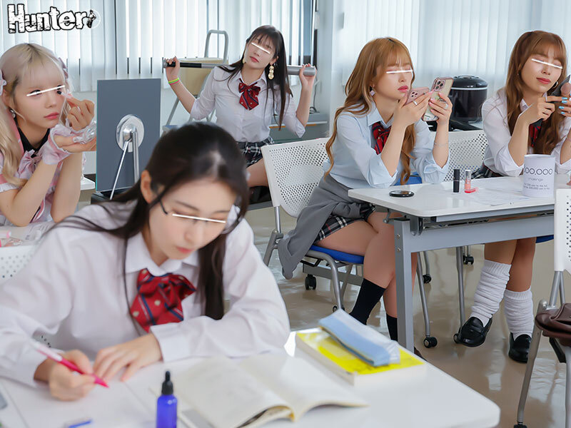 HUNTC-484 A Harem Orgy For Sperm! I’M The Only Man In A Special Tutoring Room Filled With Super Problematic Sluts, And I’M xxxd To Play With My Virgin Cock And Make Him Ejaculate Continuously!