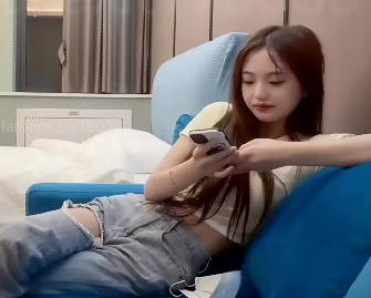 Dating a female junior who looks innocent but is actually very sexy – 7BOSS