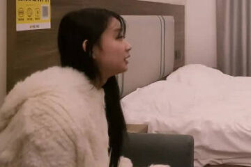 Today I met up with a young woman named Deng Ximen who was secretly working part-time to earn extra money.