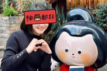 A 43-year-old mature woman took a bath with me