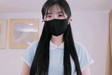 Banana Show xjx755 The housekeeper