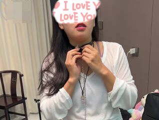 I put a custom collar on my sister and used her as a dog for two months